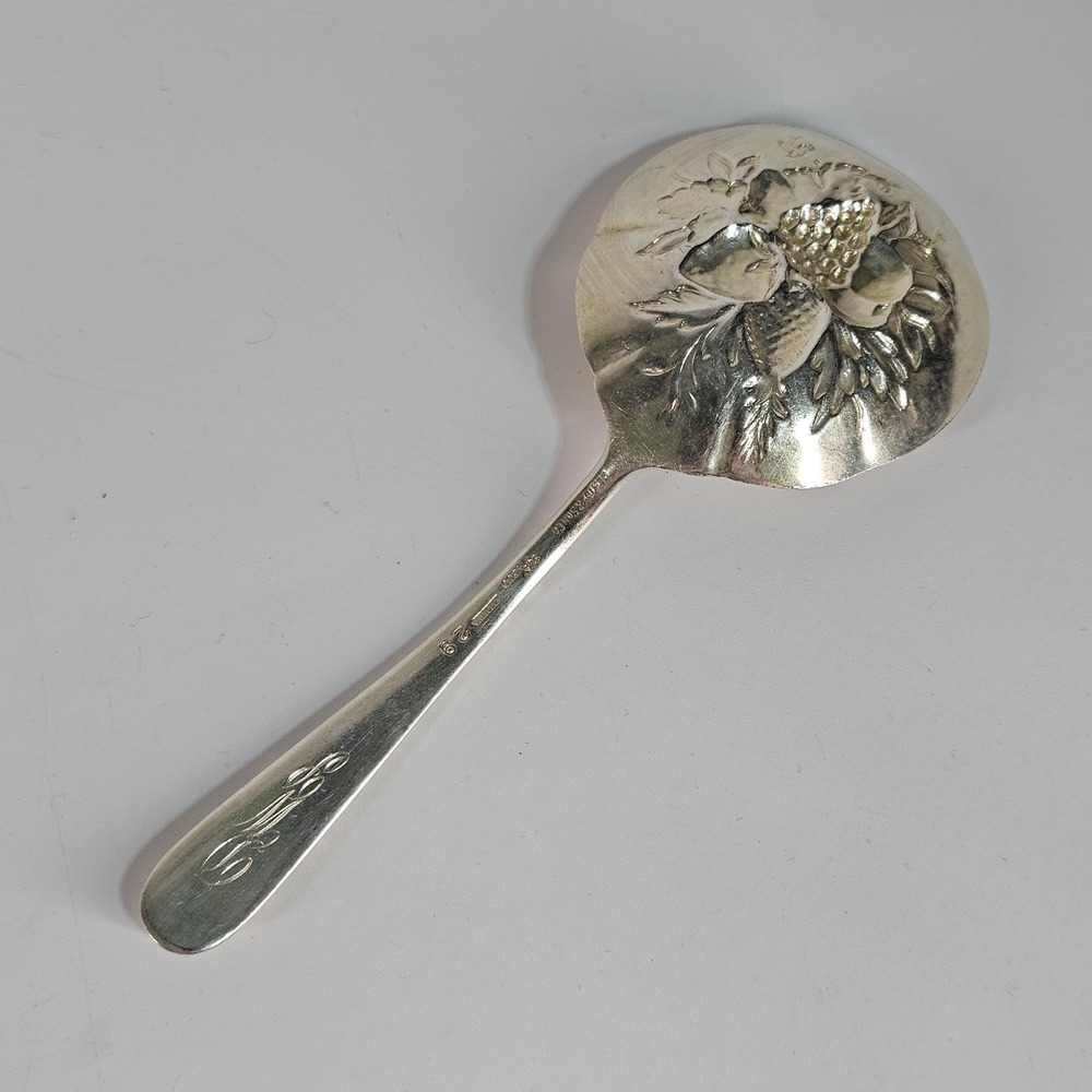 Vtg S. Kirk & Son 5" REPOUSSE Sterling Silver 925 Bon Bon Fruit Server Spoon 28g - Picture 4 of 10